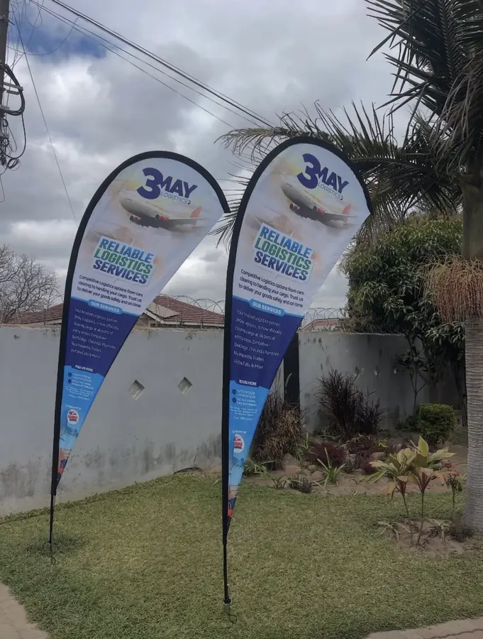 Outdoor promotional feather flags