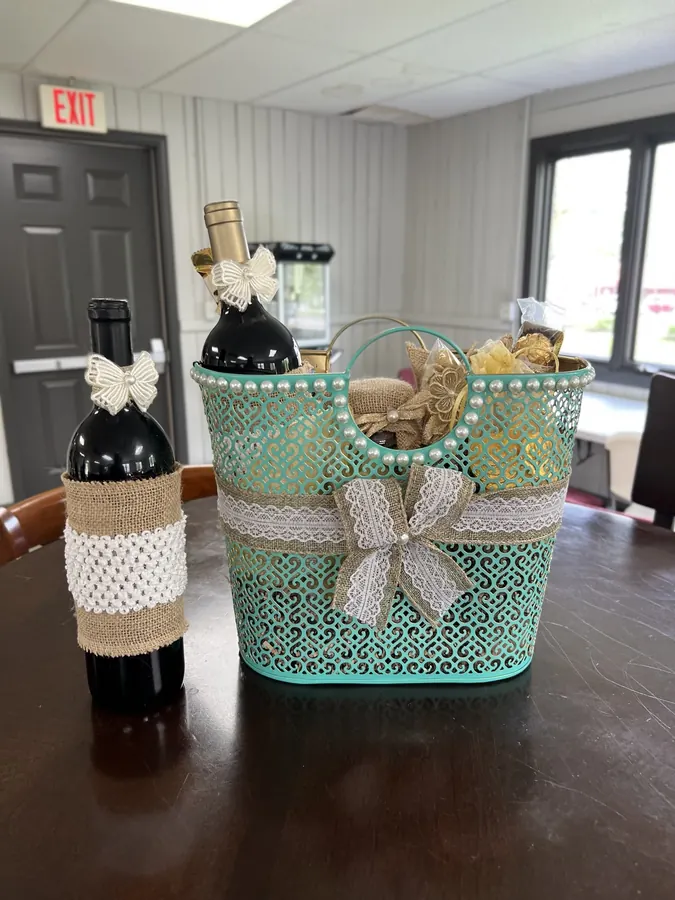 Custom wine gift basket